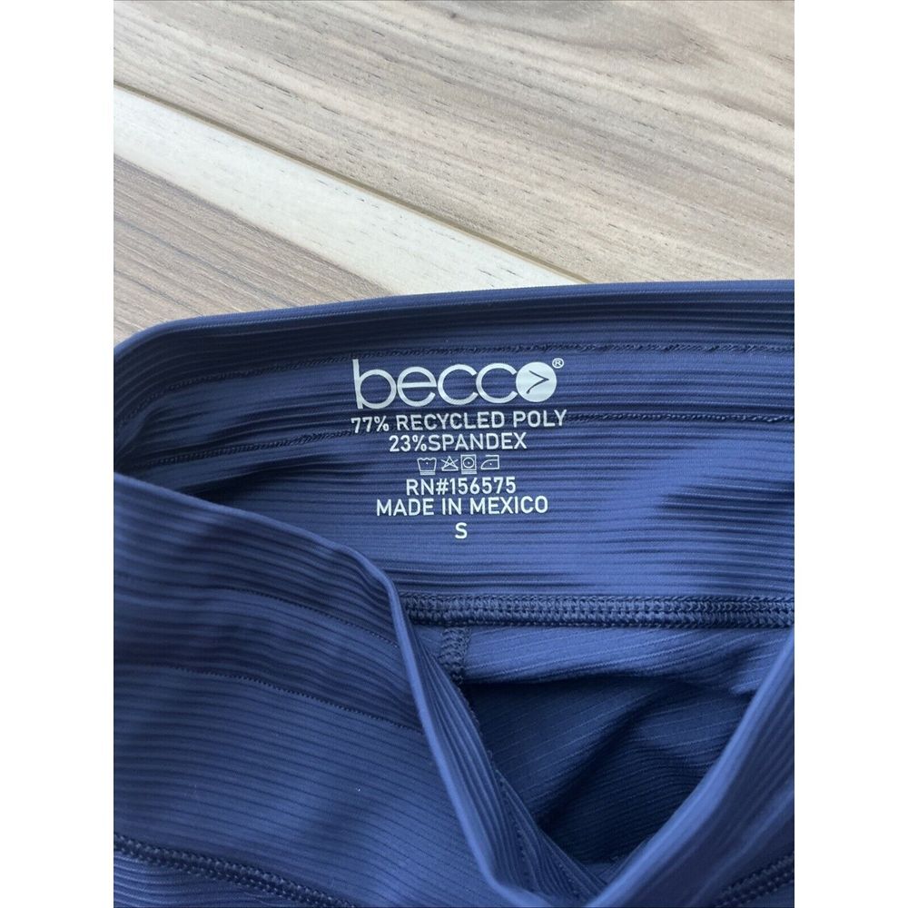 Women's High-Rise Seamless Bike/ Fitness Shorts - Becco XS Navy Blue - Picture 4 of 4